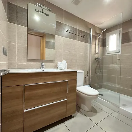 Agi Drugstore Apartment *